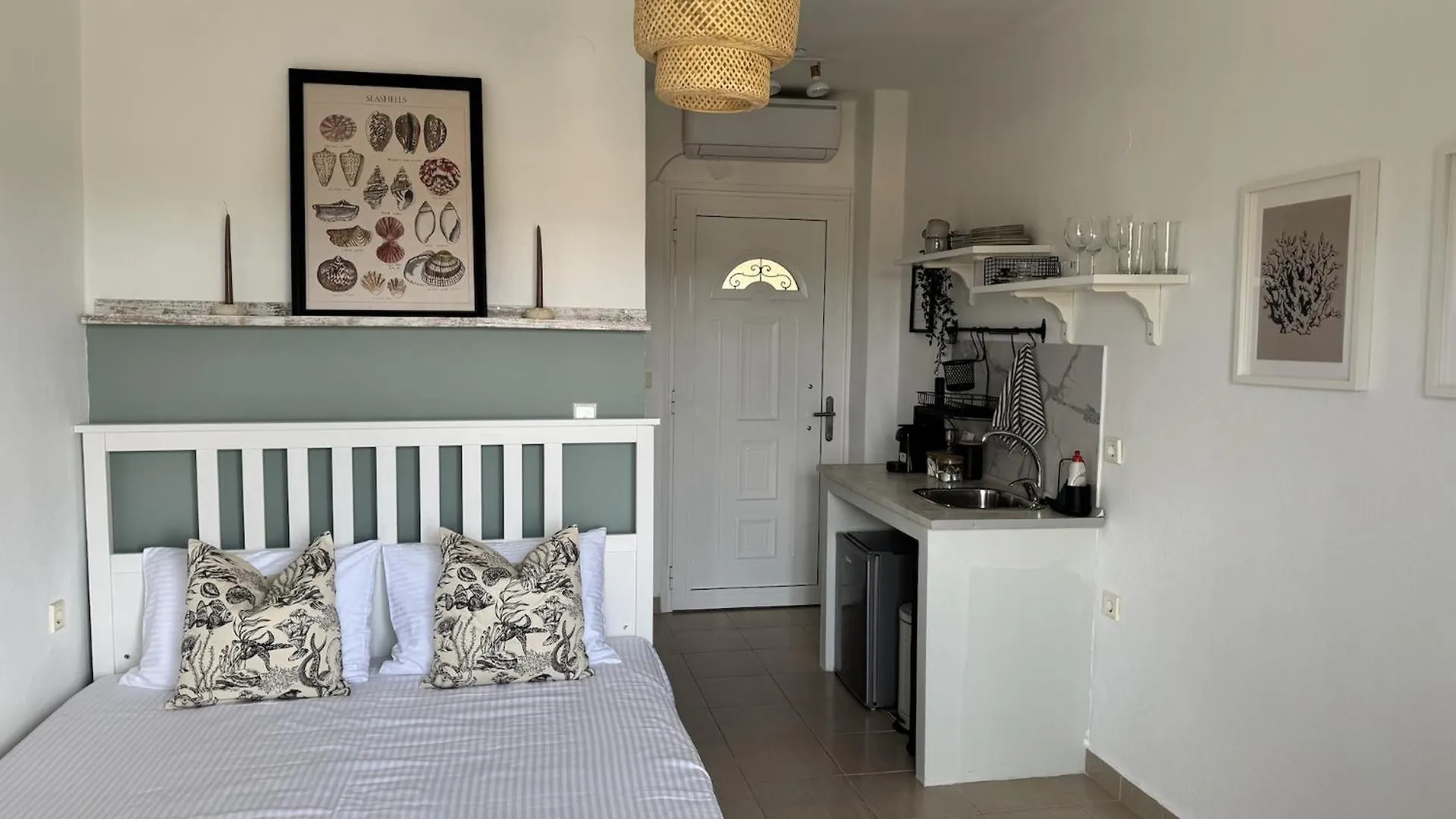 Guest Room By House Dimitra Vourvourou 0*,  Greece